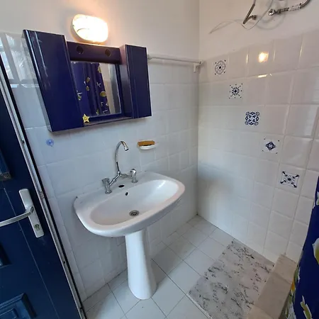 ο παράδεισος της αφροδίτης Vilă *